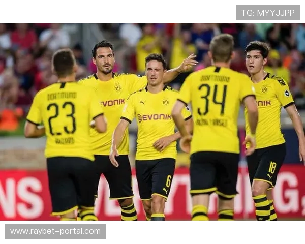 维蒂尼亚点球被库恩神勇扑出，杜埃替补登场2分钟扳回一城